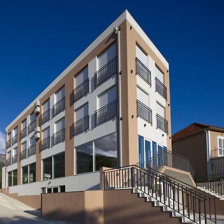Apartments Step コトル エクステリア 写真