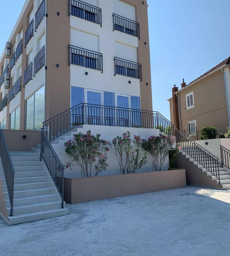 Apartments Step コトル エクステリア 写真