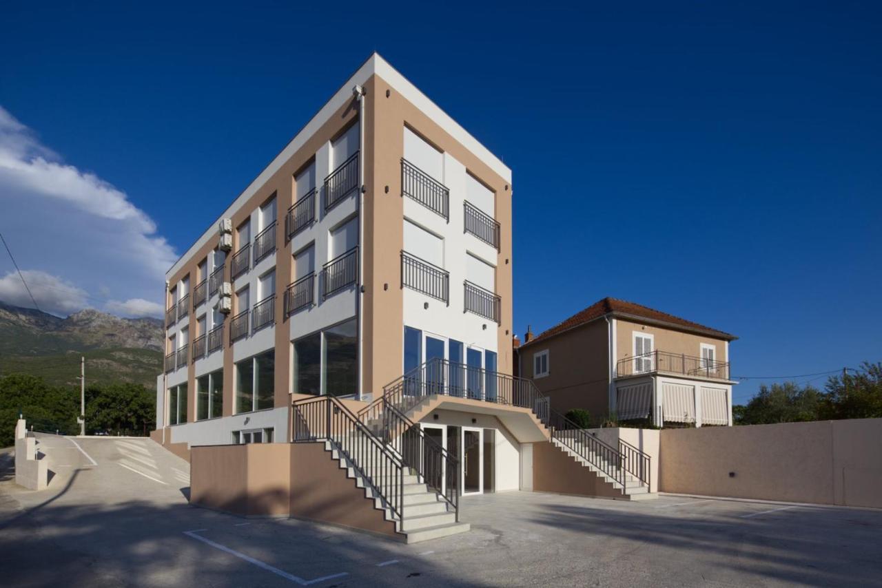 Apartments Step コトル エクステリア 写真